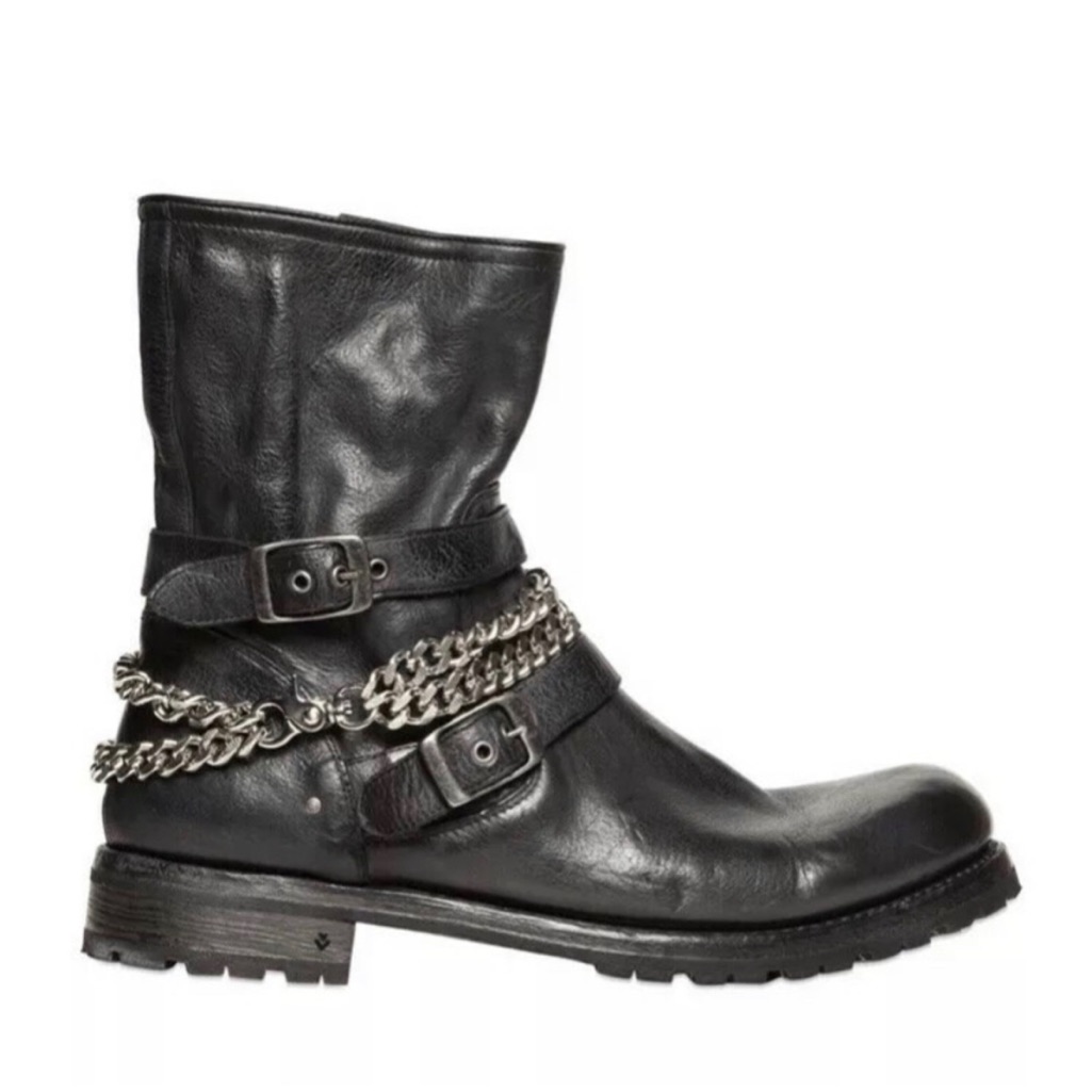 John Varvatos Collection Engineer Lugged Chain Boots. Size 8